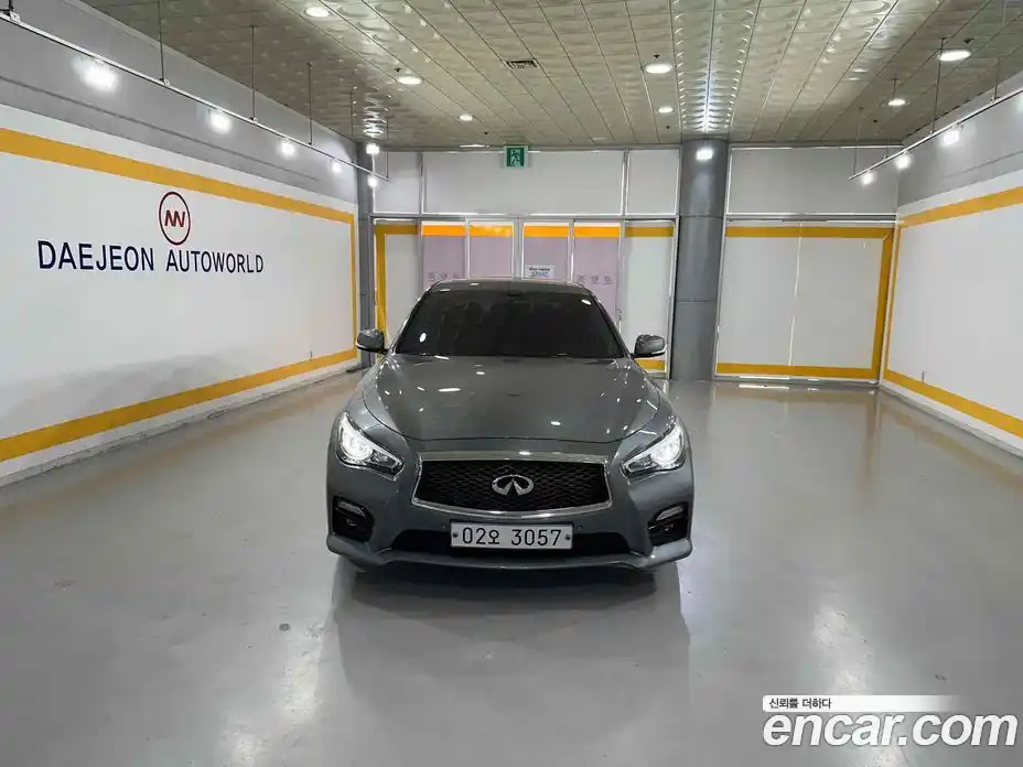 Infiniti Q50 2017 3.5 Автомат в Москве № 256125, фото 13