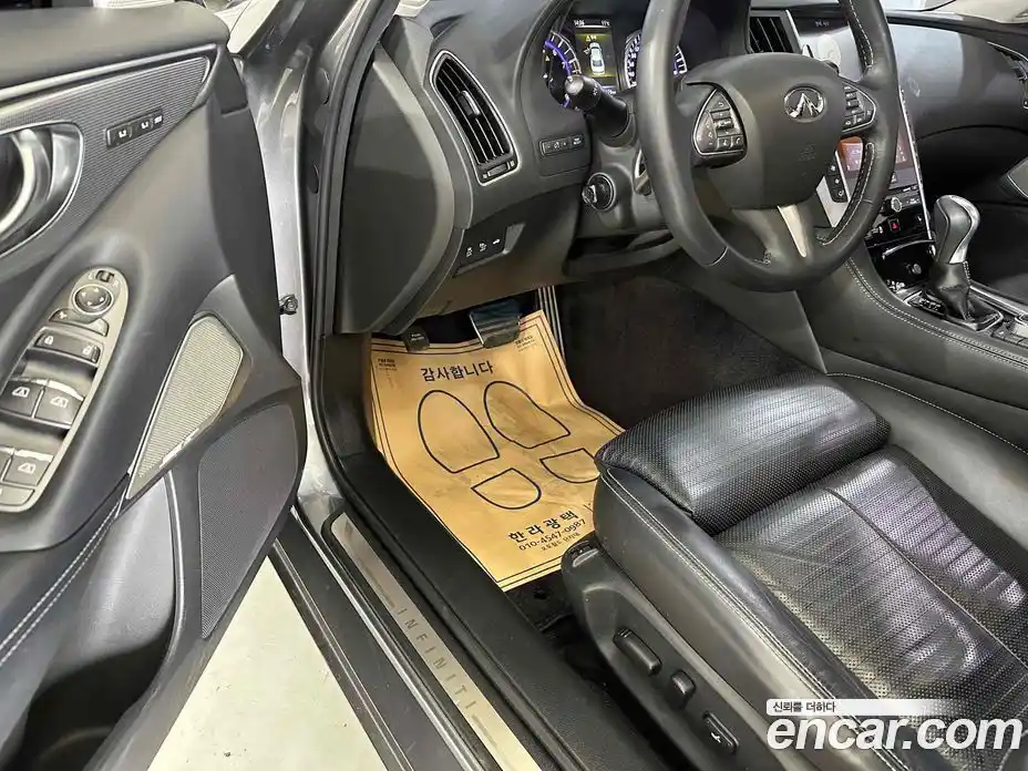 Infiniti Q50 2017 3.5 Автомат в Москве № 256125, фото 20