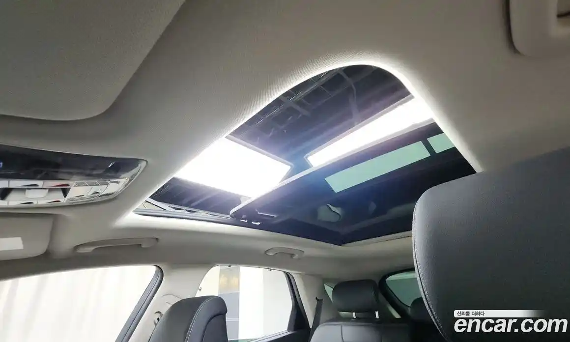 Genesis GV70 2023 2.5 Автомат в Москве № 25933, фото 12