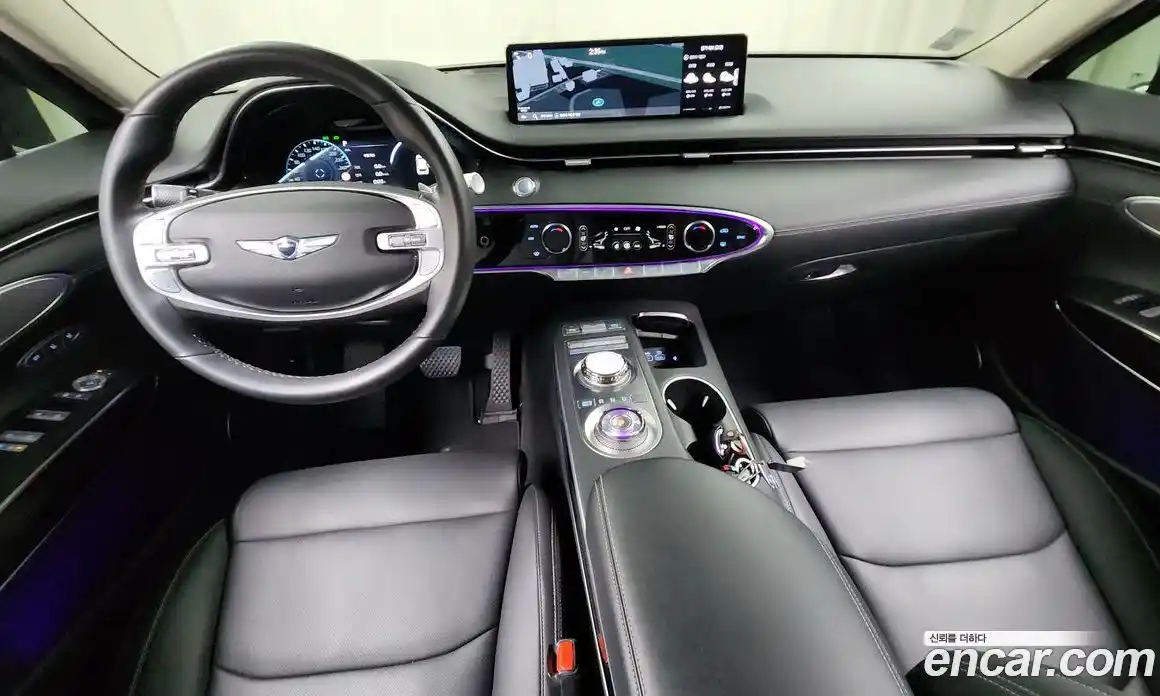 Genesis GV70 2023 2.5 Автомат в Москве № 25933, фото 13