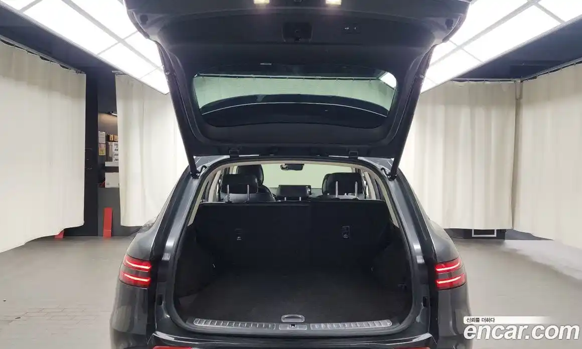 Genesis GV70 2023 2.5 Автомат в Москве № 25933, фото 6