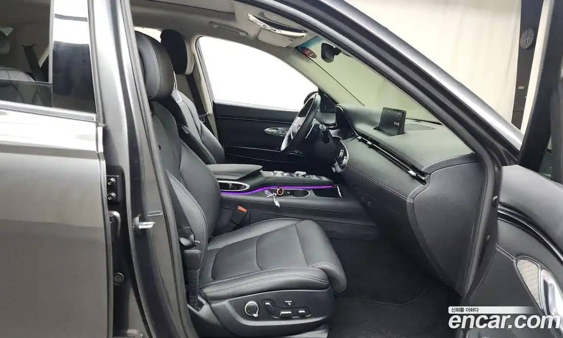 Genesis GV70 2023 2.5 Автомат в Москве № 25933, фото 10