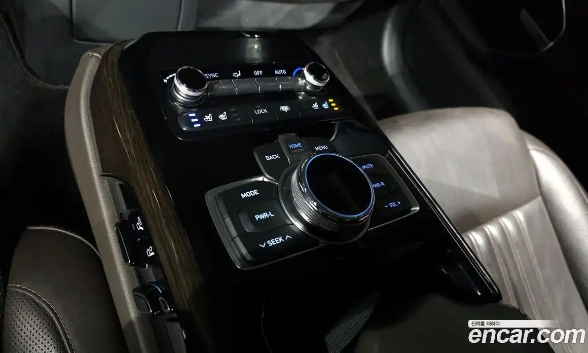 Genesis EQ900 2016 3.8 Автомат в Москве № 26745, фото 16