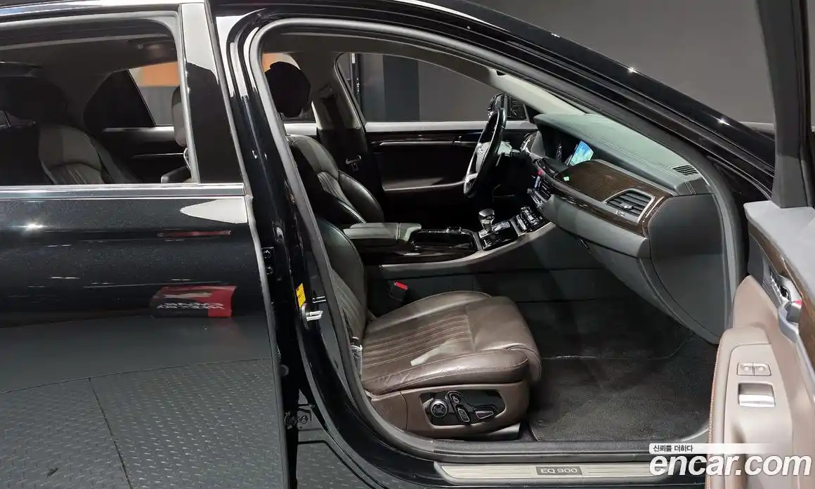 Genesis EQ900 2016 3.8 Автомат в Москве № 26745, фото 17