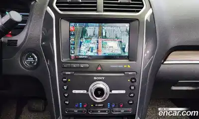 Ford Explorer 2019 2.3 Автомат в Москве № 273449, миниатюра 11