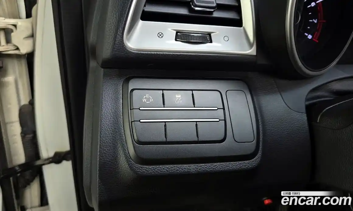 SsangYong TIBOLI 2015 1.6 Автомат в Москве № 28253, фото 18