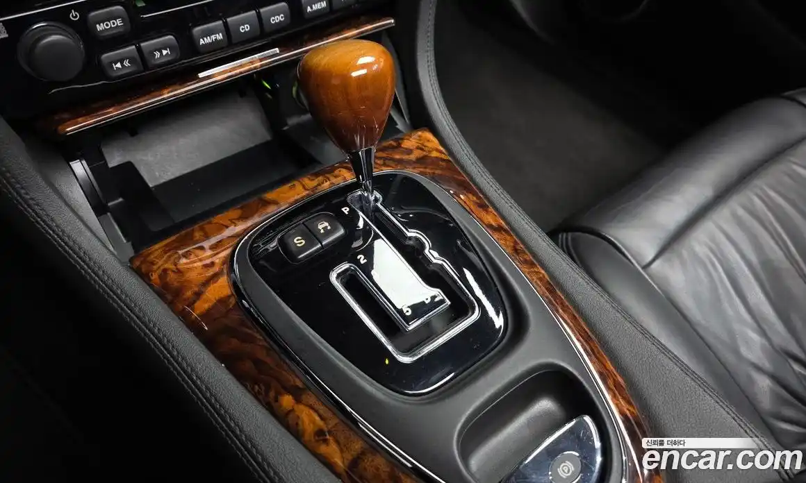 Jaguar XJ 2007 3.0 Автомат в Москве № 283340, фото 16