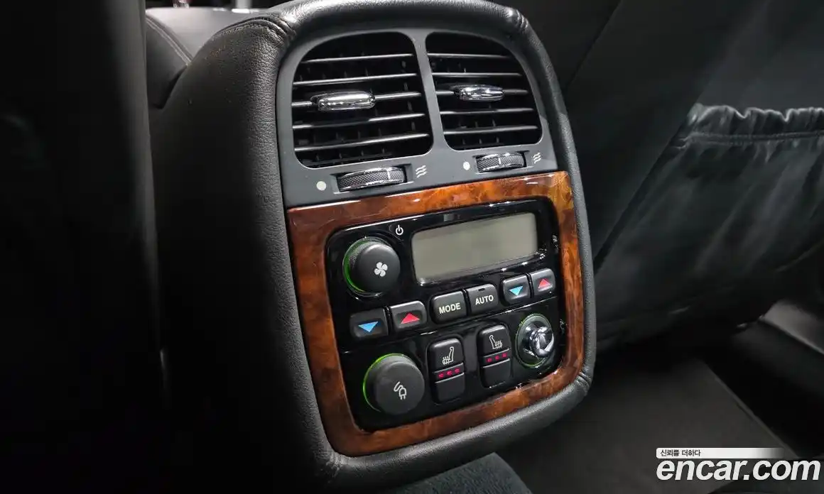 Jaguar XJ 2007 3.0 Автомат в Москве № 283340, фото 19