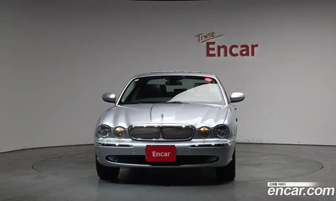 Jaguar XJ 2007 3.0 Автомат в Москве № 283340, фото 8