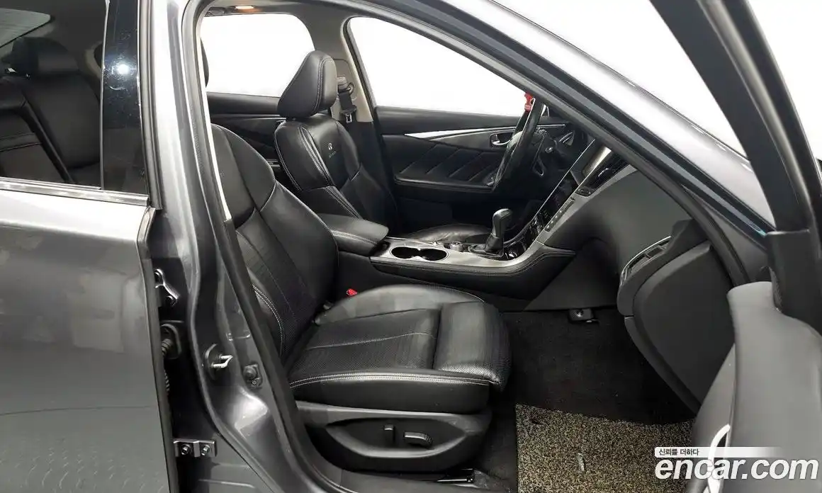 Infiniti Q50 2016 3.5 Автомат в Москве № 284106, фото 3