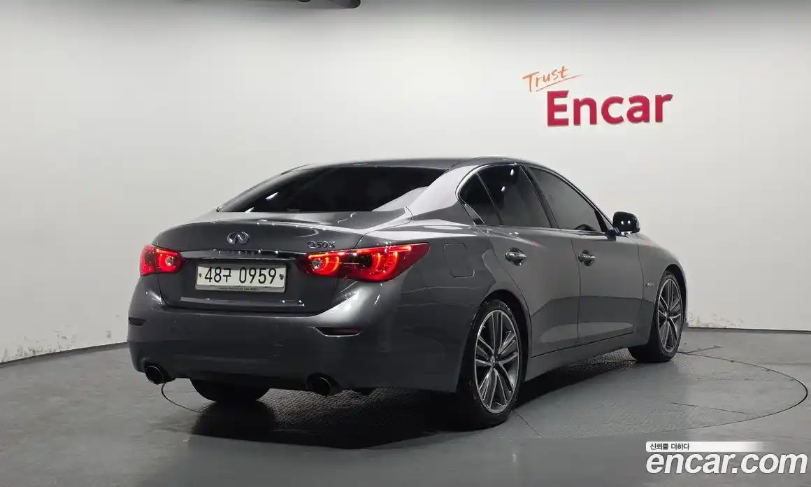 Infiniti Q50 2016 3.5 Автомат в Москве № 284106, фото 5