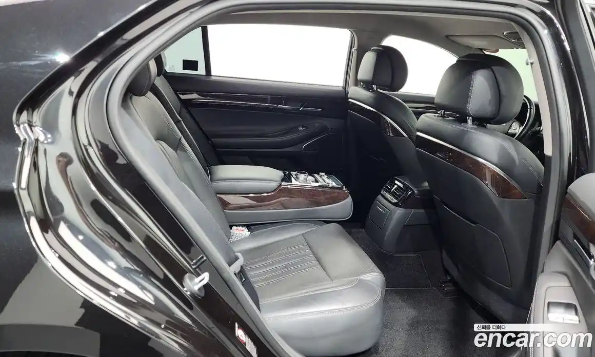 Genesis EQ900 2018 3.8 Автомат в Москве № 289635, фото 18