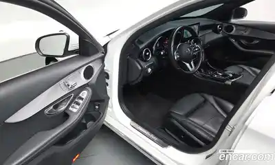 Mercedes-Benz C-Class 2020 1.9 Автомат в Москве № 290151, миниатюра 10