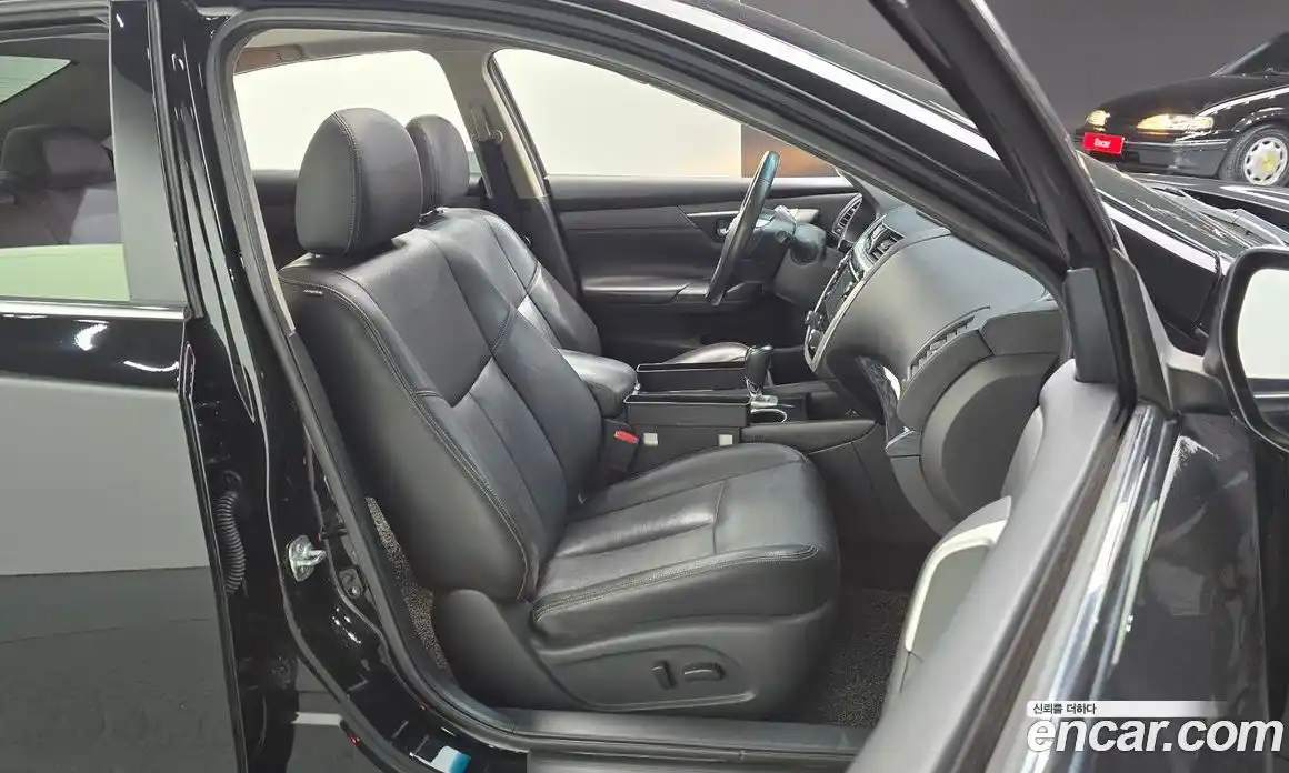 Nissan Altima 2018 2.5 Автомат в Москве № 291325, фото 15