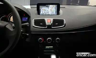 Renault SM3 2016 1.6 Автомат в Москве № 298591, миниатюра 8