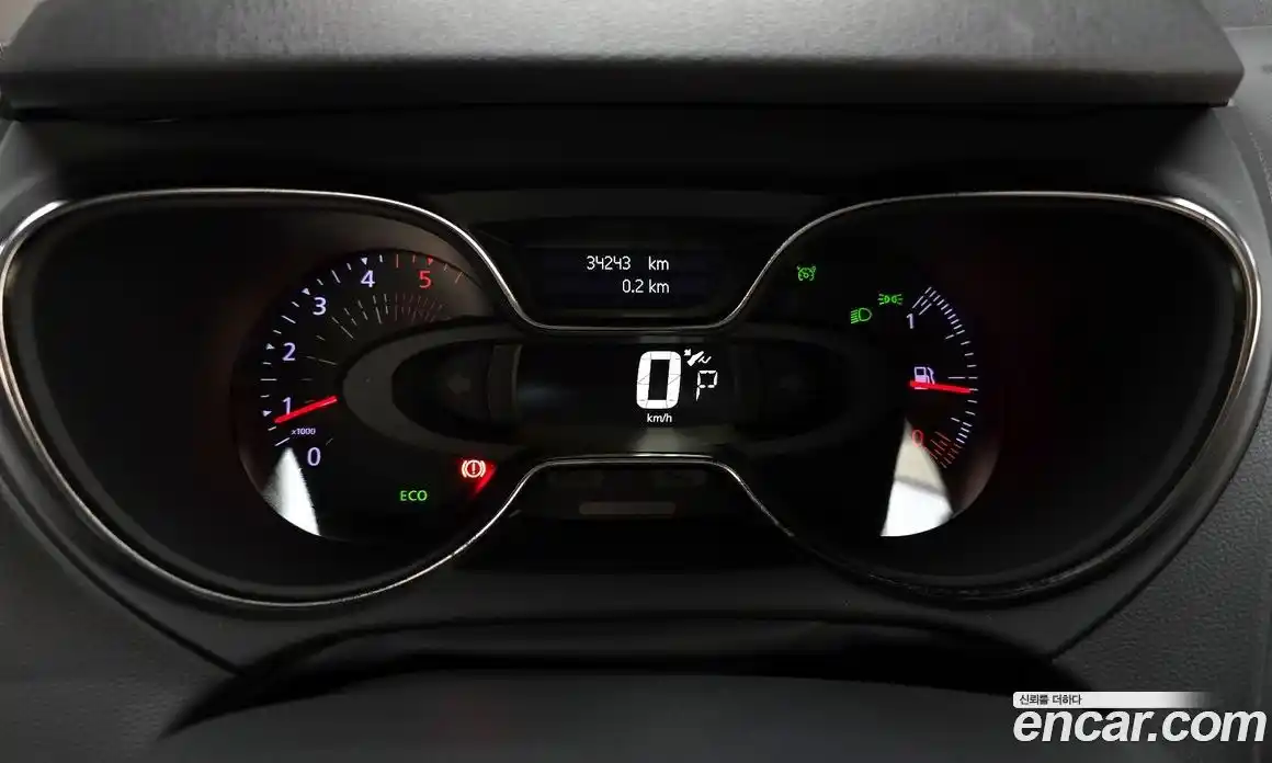 Renault QM3 2018 1.5 Автомат в Москве № 298743, фото 3