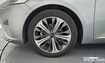 Kia K8 2022 1.6 Автомат в Москве № 308099, миниатюра 9