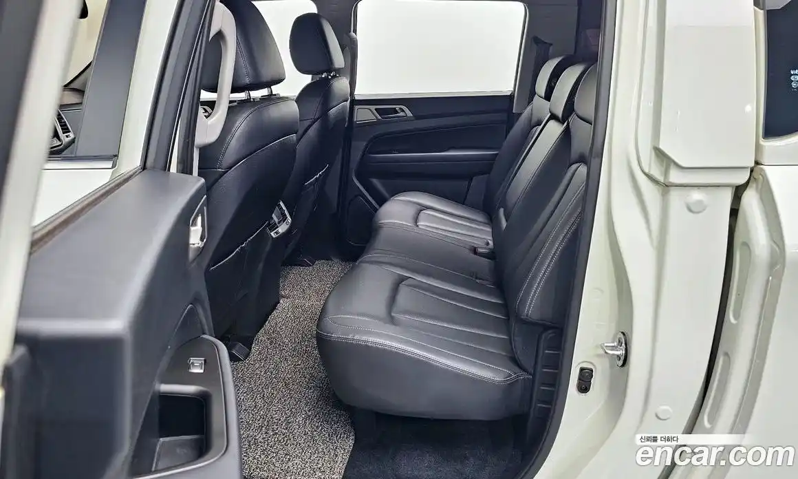 SsangYong Rexton 2018 2.2 Автомат в Москве № 310059, фото 4