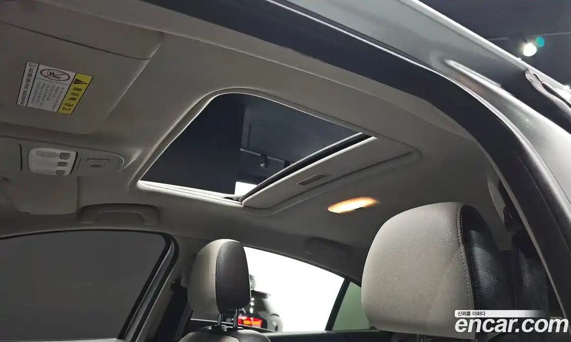 Renault SM3 2017 1.6 Автомат в Москве № 316642, фото 17