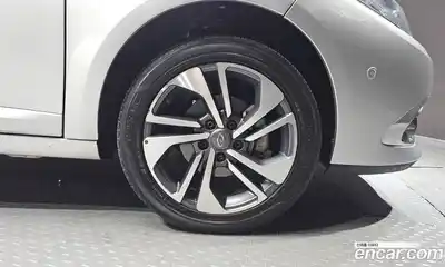 Renault SM3 2017 1.6 Автомат в Москве № 316642, миниатюра 5