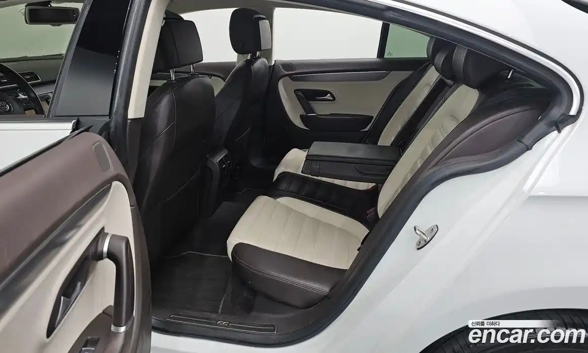 Volkswagen CC 2016 2.0 Автомат в Москве № 317871, фото 3