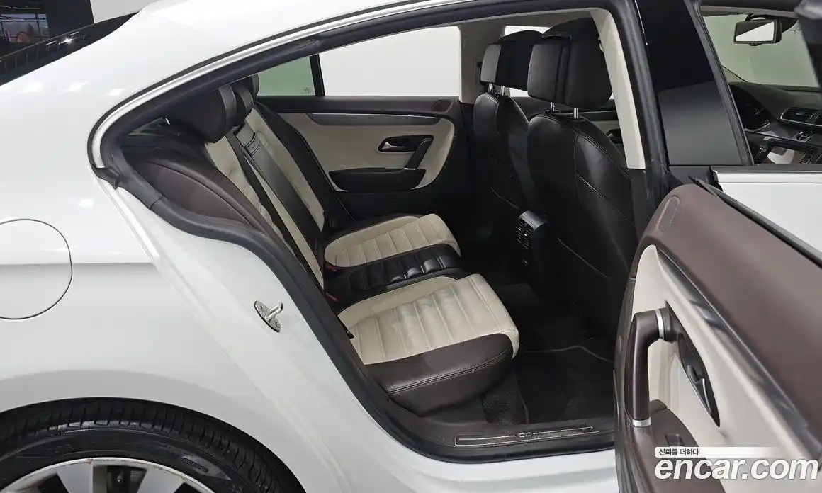 Volkswagen CC 2016 2.0 Автомат в Москве № 317871, фото 9