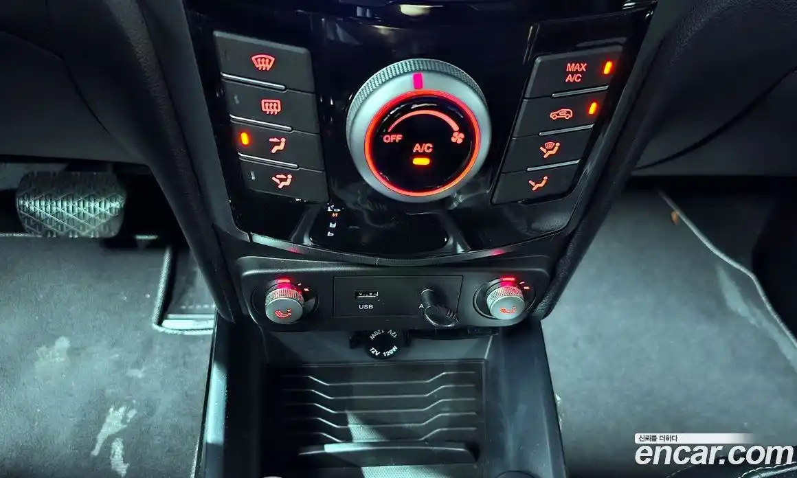 SsangYong TIBOLI 2019 1.6 Автомат в Москве № 32042, фото 11