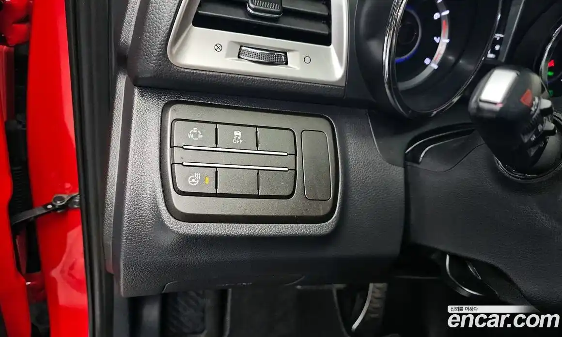 SsangYong TIBOLI 2015 1.6 Автомат в Москве № 32168, фото 20