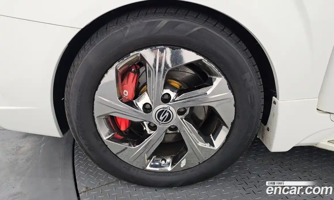 SsangYong Korando 2018 2.2 Автомат в Москве № 33586, фото 8