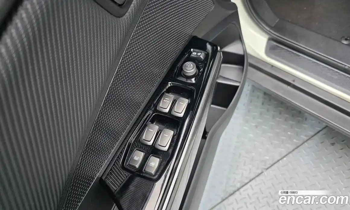 SsangYong TIBOLI 2021 1.5 Автомат в Москве № 33881, фото 17