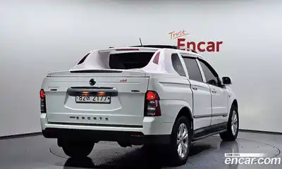 SsangYong Korando 2017 2.2 Автомат в Москве № 341623, миниатюра 11