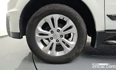 SsangYong Korando 2017 2.2 Автомат в Москве № 341623, миниатюра 10