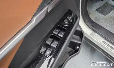 SsangYong Torres 2024 1.5 Автомат в Москве № 34390, миниатюра 5