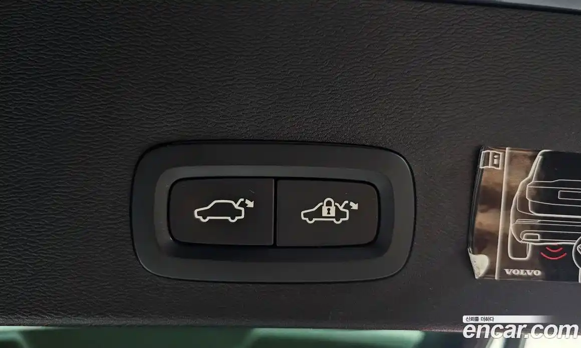 Volvo XC40 2021 2.0 Автомат в Москве № 344047, фото 20