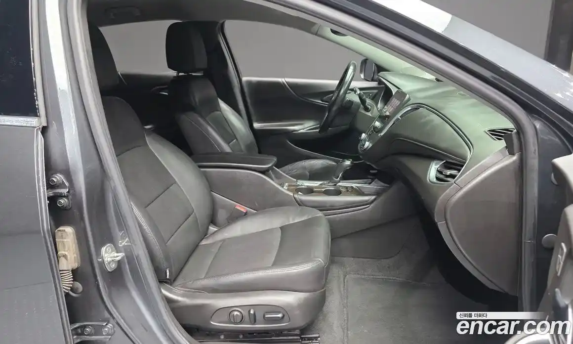 Chevrolet Malibu 2017 2.0 Автомат в Москве № 37308, фото 15