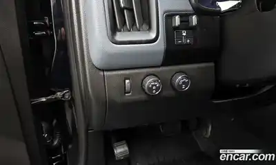 Chevrolet Colorado 2021 3.6 Автомат в Москве № 37657, миниатюра 11