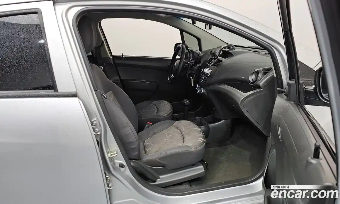 Chevrolet Spark 2014 1.0 Автомат в Москве № 38564, фото 6