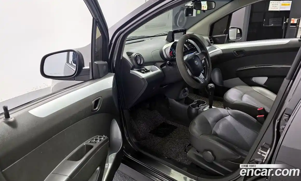 Chevrolet Spark 2014 1.0 Автомат в Москве № 41330, фото 11