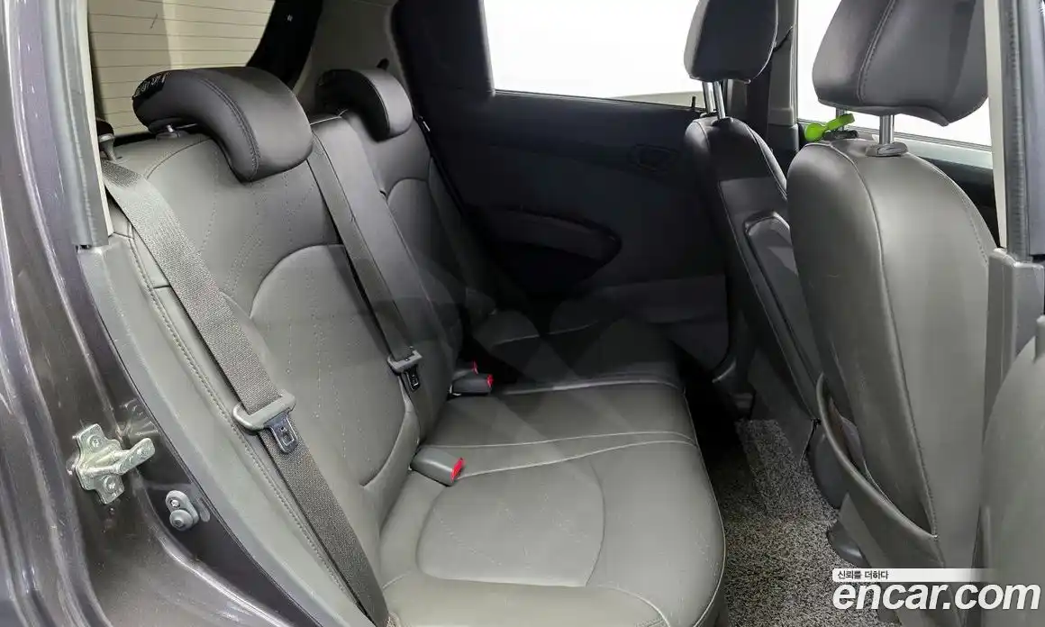 Chevrolet Spark 2014 1.0 Автомат в Москве № 41330, фото 13