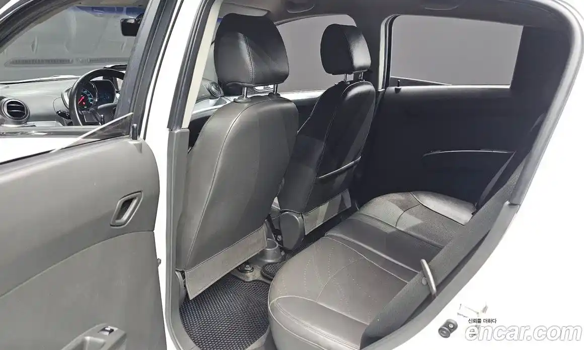 Chevrolet Spark 2014 1.0 Автомат в Москве № 41791, фото 20