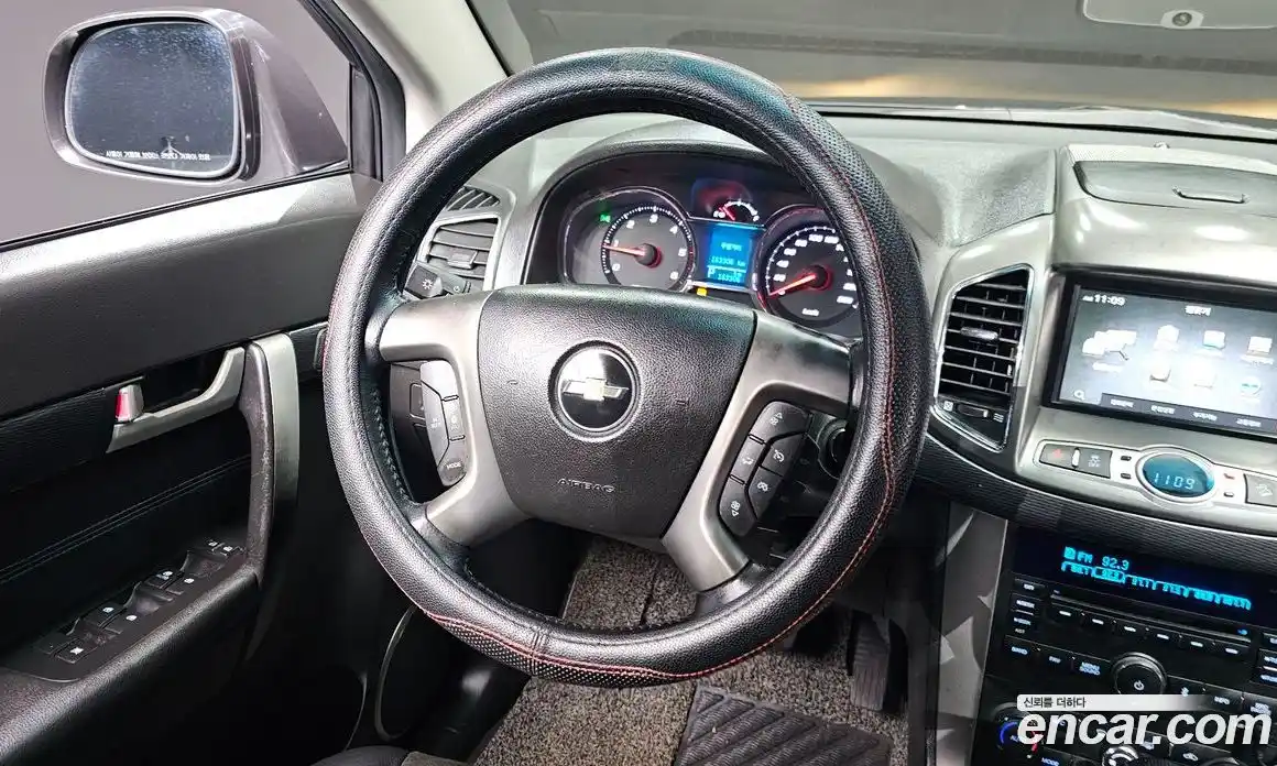 Chevrolet Captiva 2014 2.0 Автомат в Москве № 42383, фото 15