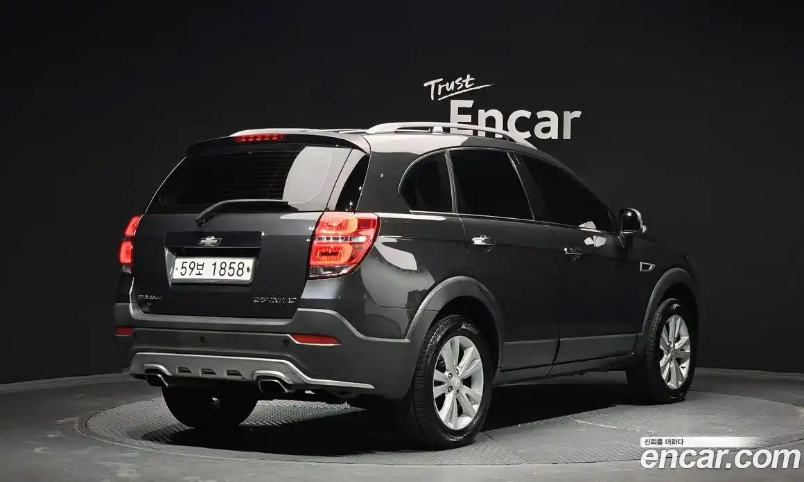 Chevrolet Captiva 2014 2.0 Автомат в Москве № 42383, фото 19