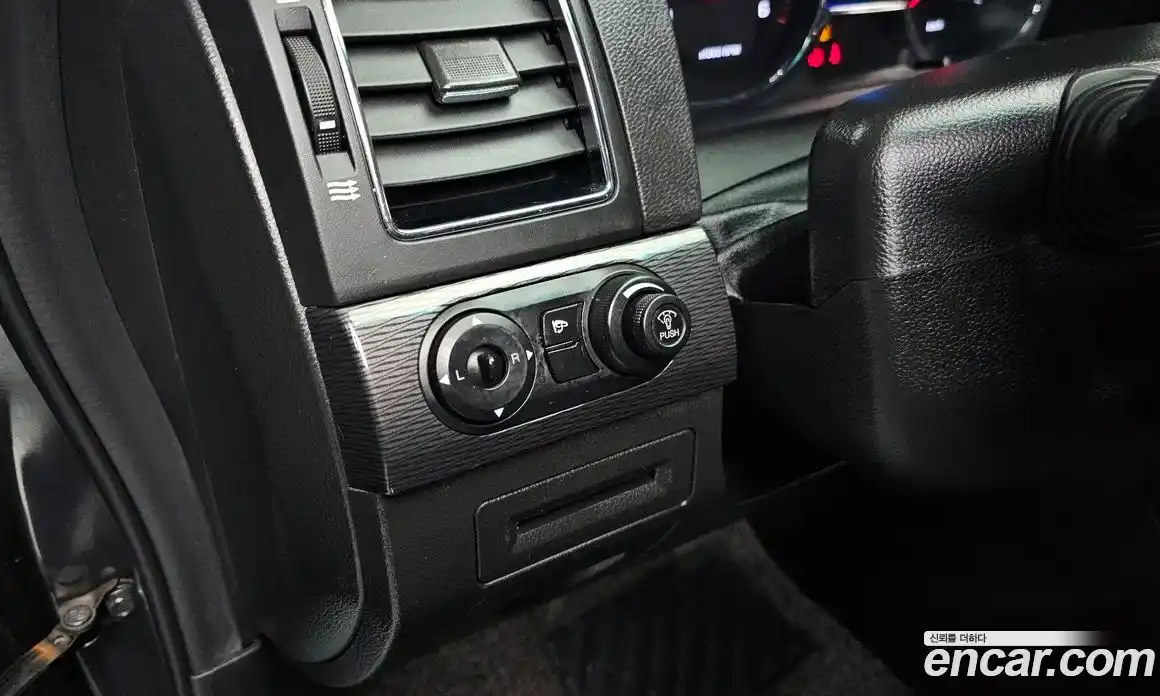 Chevrolet Captiva 2014 2.0 Автомат в Москве № 42383, фото 8