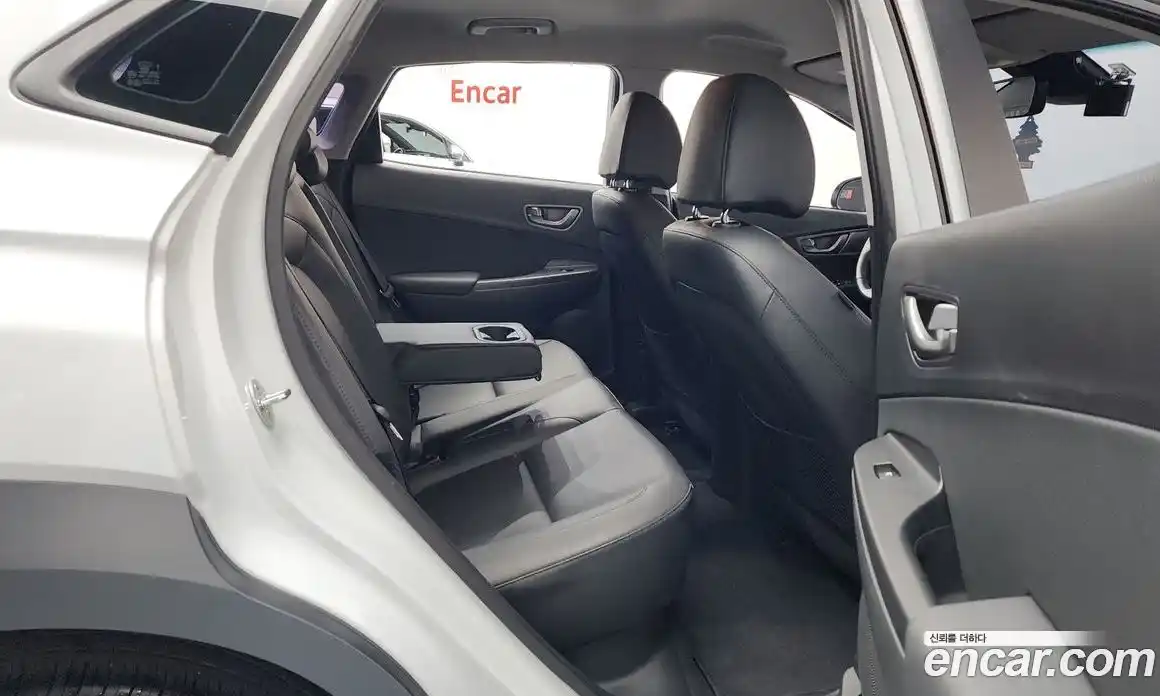 Hyundai Kona 2019 0.1 Автомат в Москве № 43372, фото 7