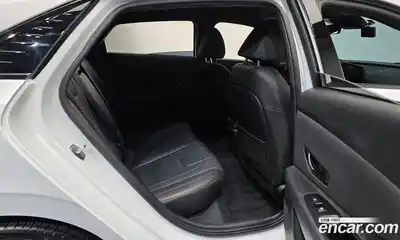 Hyundai Avante 2023 1.6 Автомат в Москве № 46437, миниатюра 12