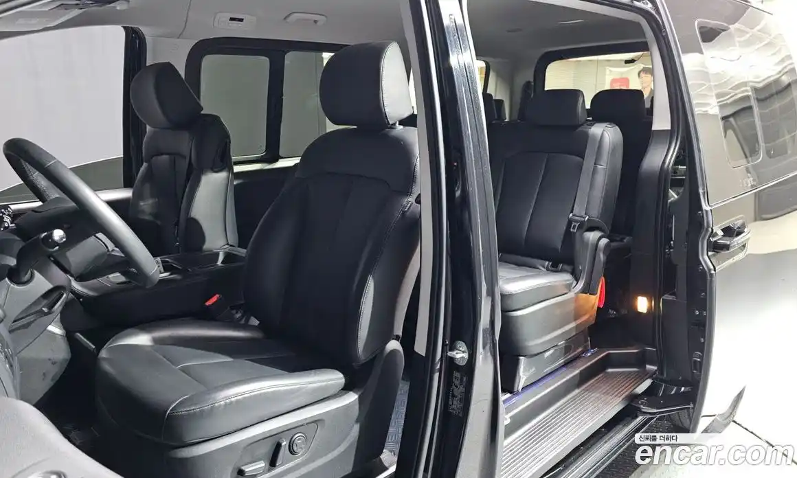 Hyundai Staria 2023 2.2 Автомат в Москве № 4907, фото 19