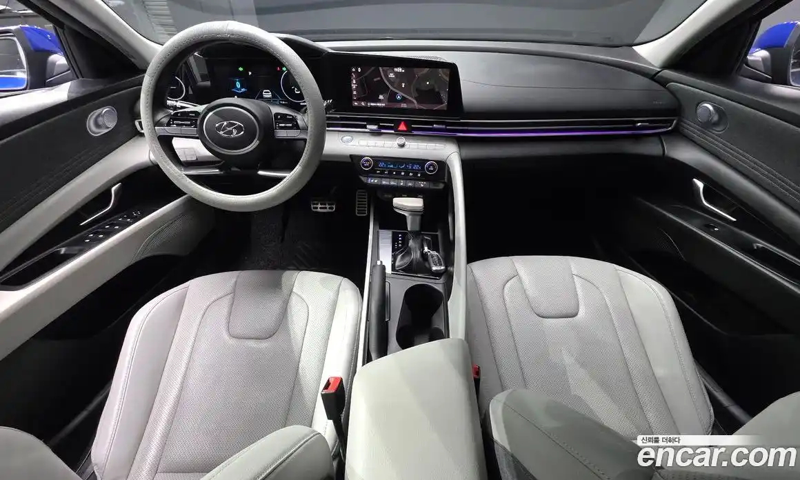 Hyundai Avante 2021 1.6 Автомат в Москве № 49331, фото 1