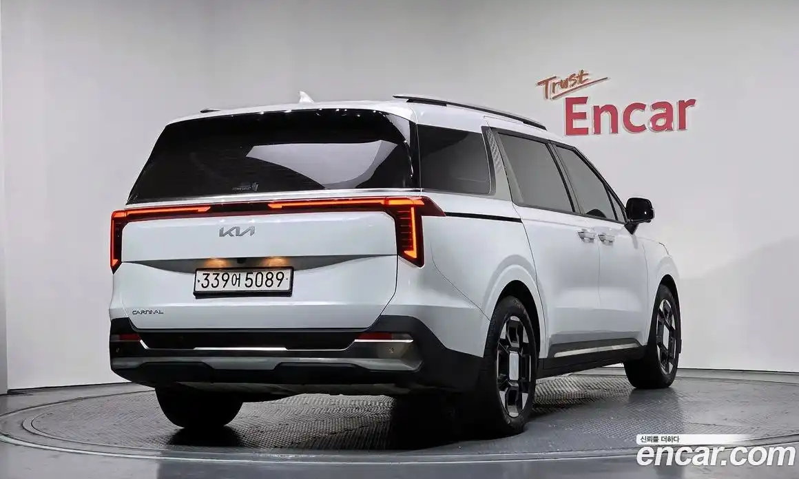 Kia Canival 2025 2.2 Автомат в Москве № 50413, фото 6