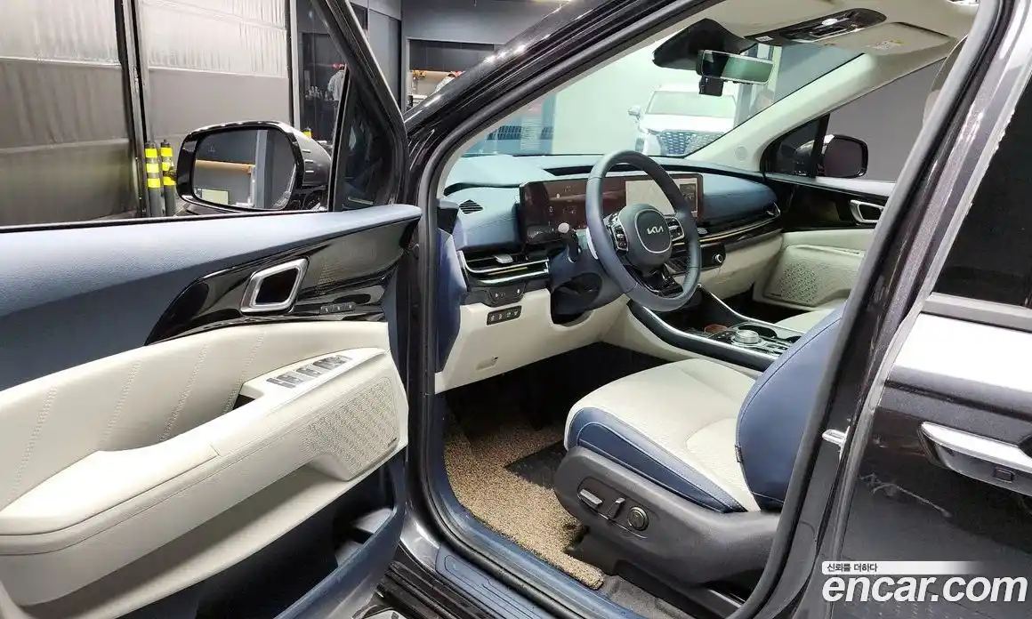 Kia Canival 2024 1.6 Автомат в Москве № 53342, фото 19