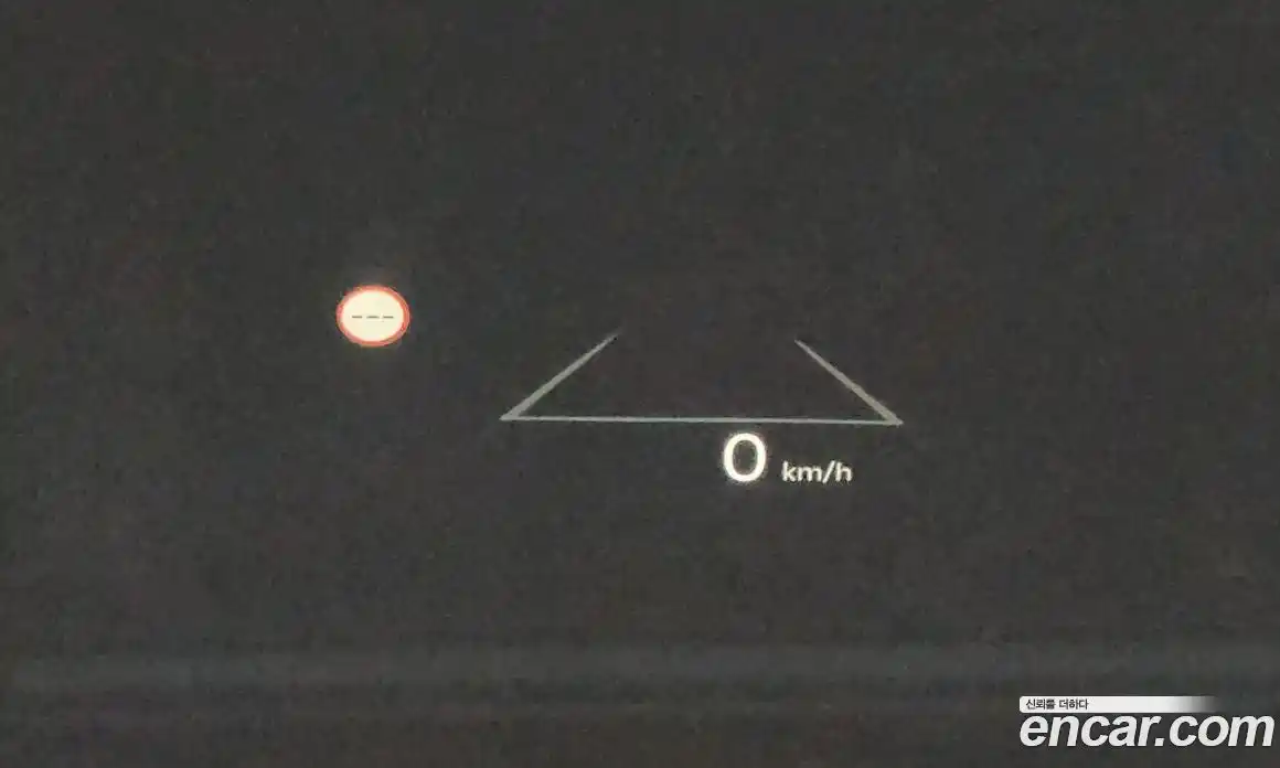 Kia Canival 2024 1.6 Автомат в Москве № 53342, фото 4